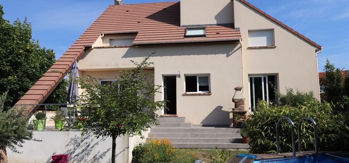 MAISON à PRESLES EN BRIE 233m² vendu